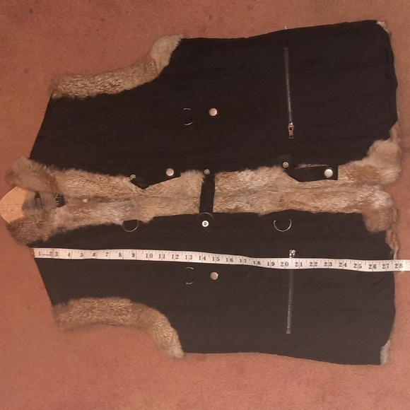 REAL Rabbit Fur Vest - Picture 8 of 10